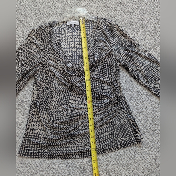 Elegant Women's (Size Large) Black & Tan Cowl Neck Rouched Shimmering Blouse/Top - Picture 8 of 16